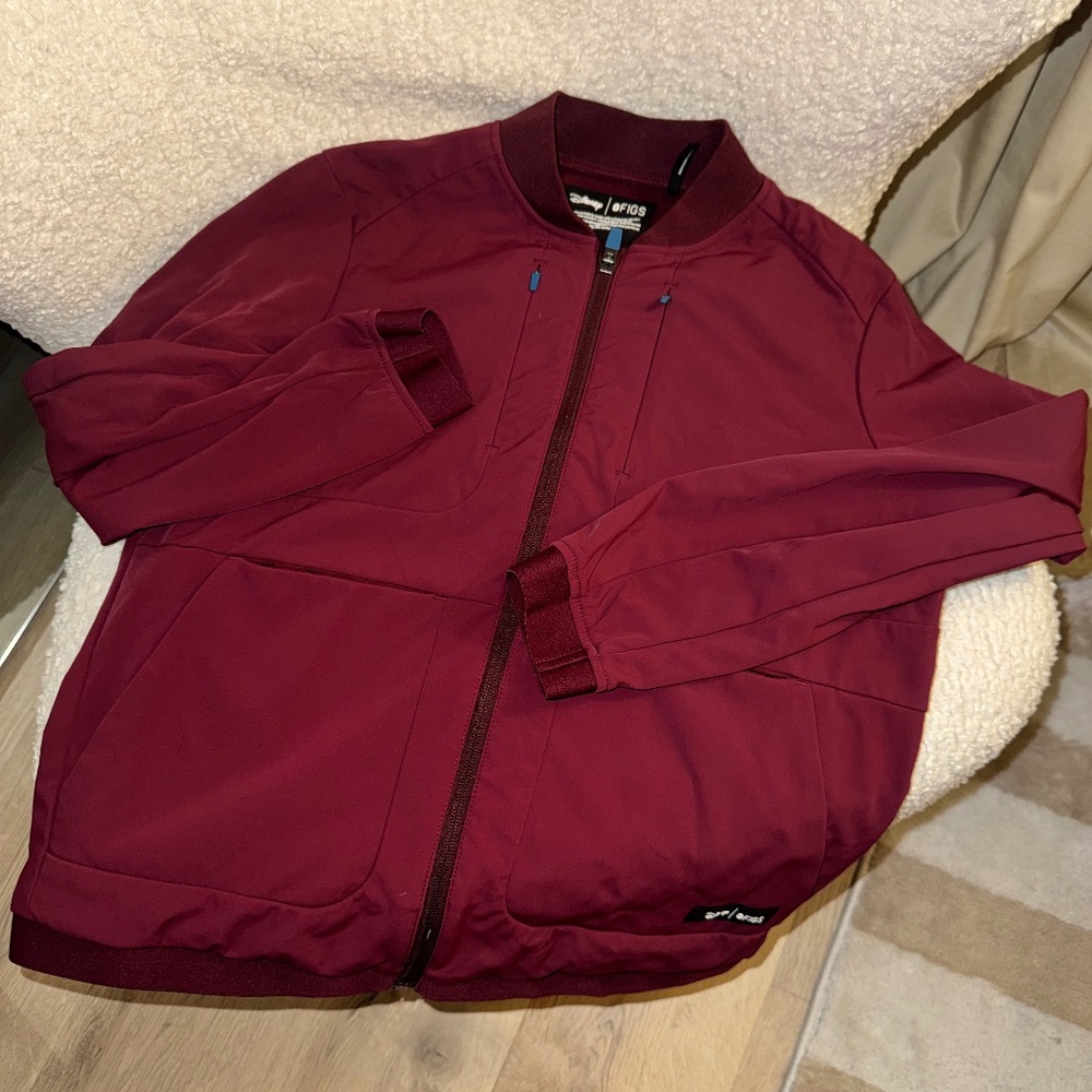 FIGS X DISNEY CAPSULE COLLECTION JACKET | BURGUNDY | S
